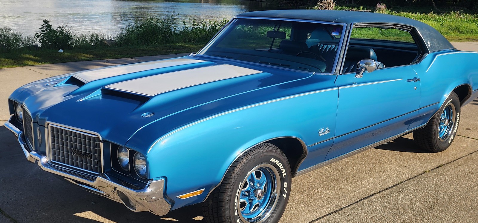 Oldsmobile-Cutlass-1972-2-dr-2