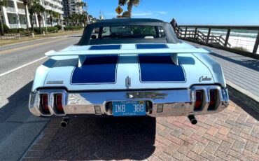 Oldsmobile-Cutlass-1972-Blue-White-Vinyl-1