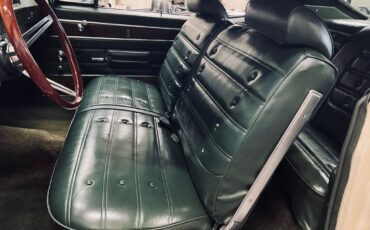 Oldsmobile-Cutlass-1972-Coupe-16