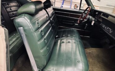 Oldsmobile-Cutlass-1972-Coupe-21