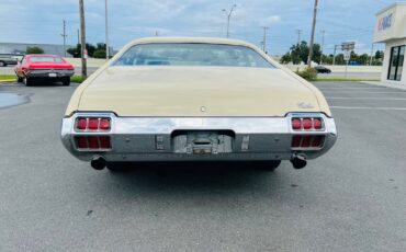 Oldsmobile-Cutlass-1972-Coupe-3