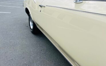 Oldsmobile-Cutlass-1972-Coupe-38