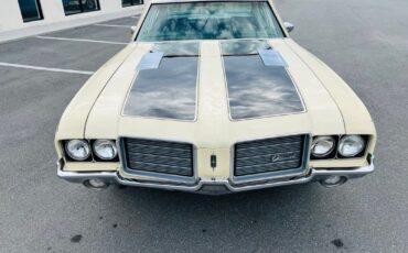 Oldsmobile-Cutlass-1972-Coupe-9