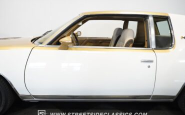 Oldsmobile-Cutlass-1979-Coupe-15