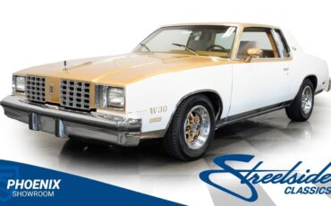 Oldsmobile-Cutlass-1979-Coupe