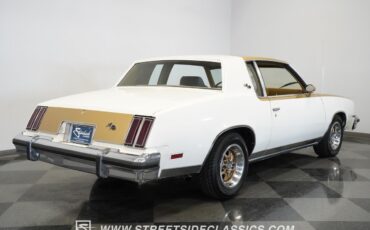 Oldsmobile-Cutlass-1979-Coupe-28
