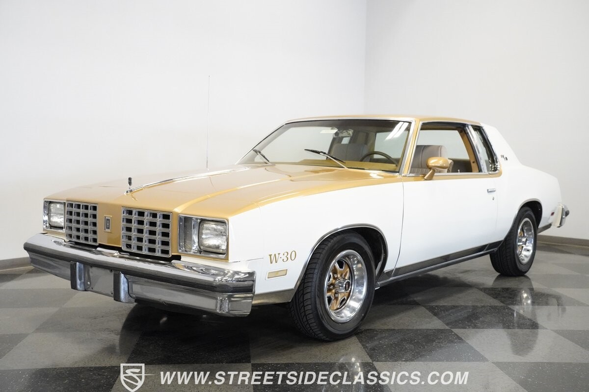 Oldsmobile-Cutlass-1979-Coupe-5
