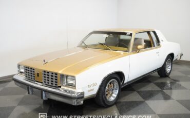 Oldsmobile-Cutlass-1979-Coupe-9