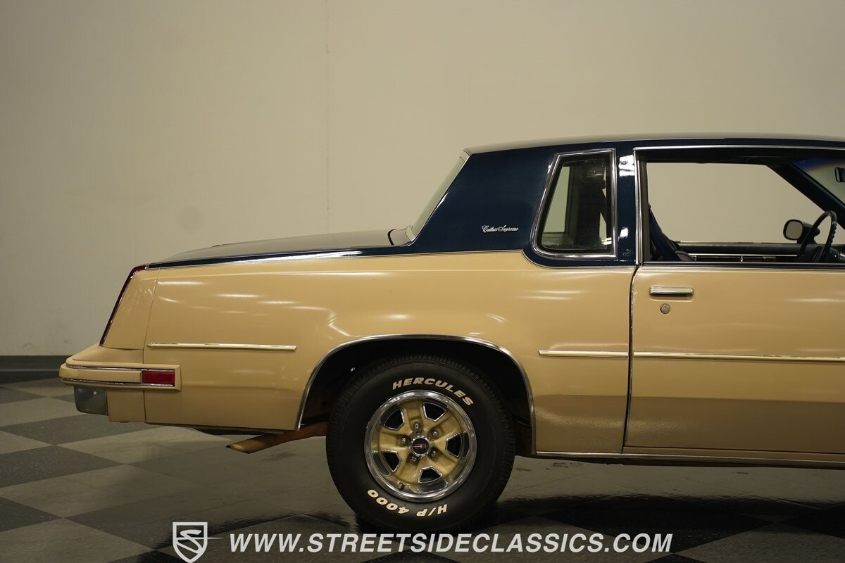 Oldsmobile-Cutlass-1981-Coupe-33