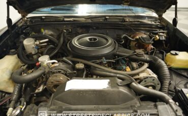 Oldsmobile-Cutlass-1981-Coupe-37