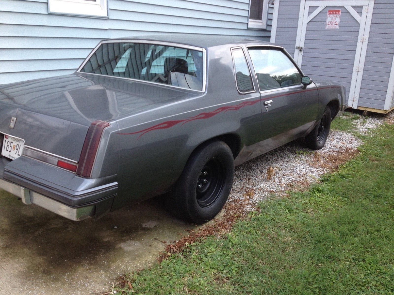 Oldsmobile-Cutlass-1983