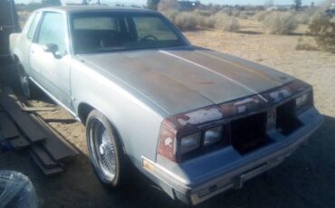 Oldsmobile-Cutlass-1984-Blue-1