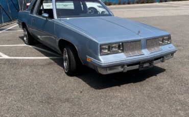 Oldsmobile-Cutlass-1985-Coupe-5