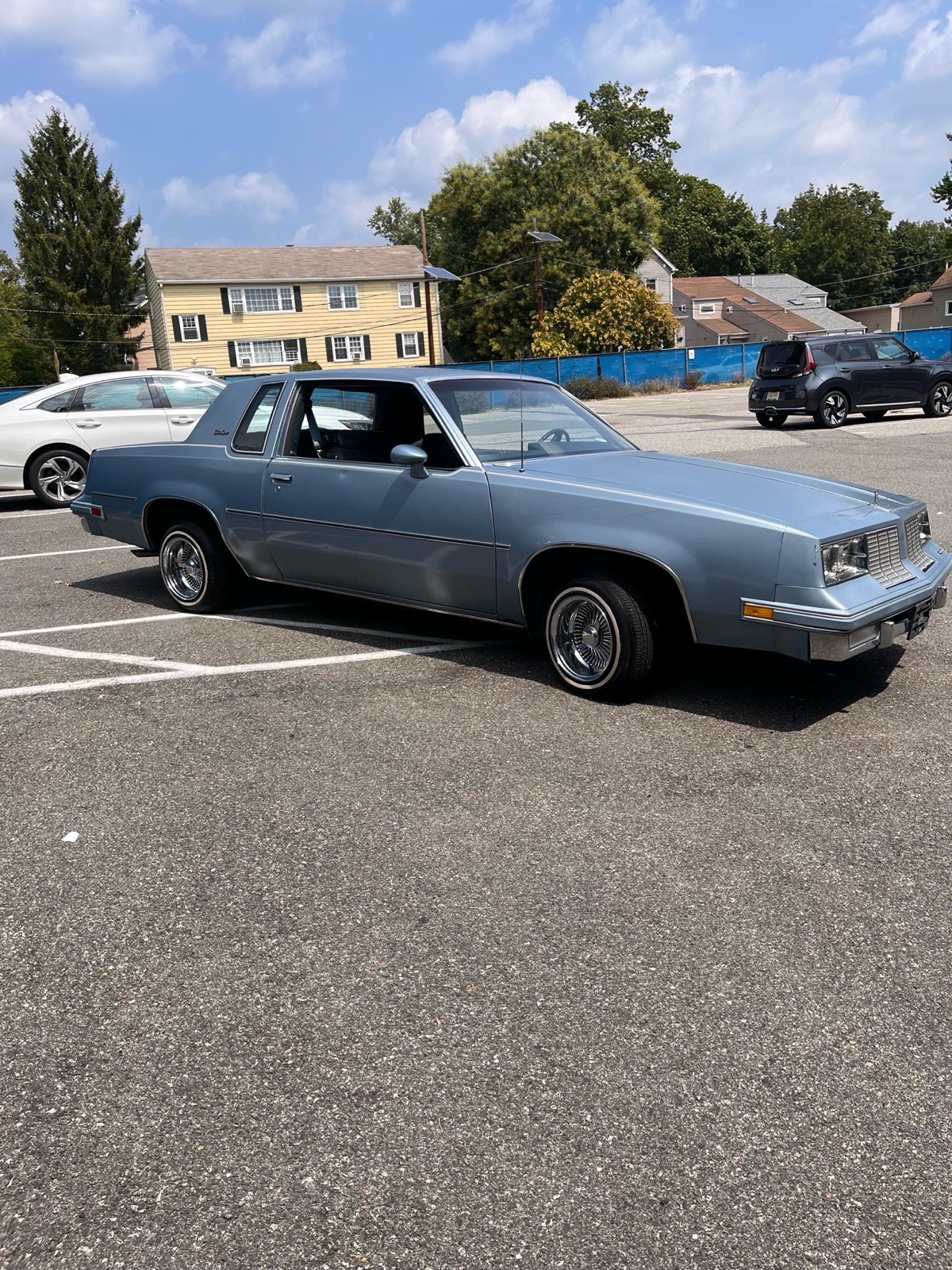 Oldsmobile-Cutlass-1985-Coupe-6