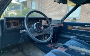 Oldsmobile-Cutlass-1986-Silver-Blue-14