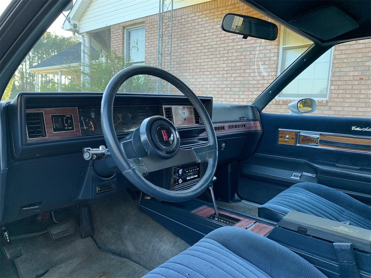 Oldsmobile-Cutlass-1986-Silver-Blue-14