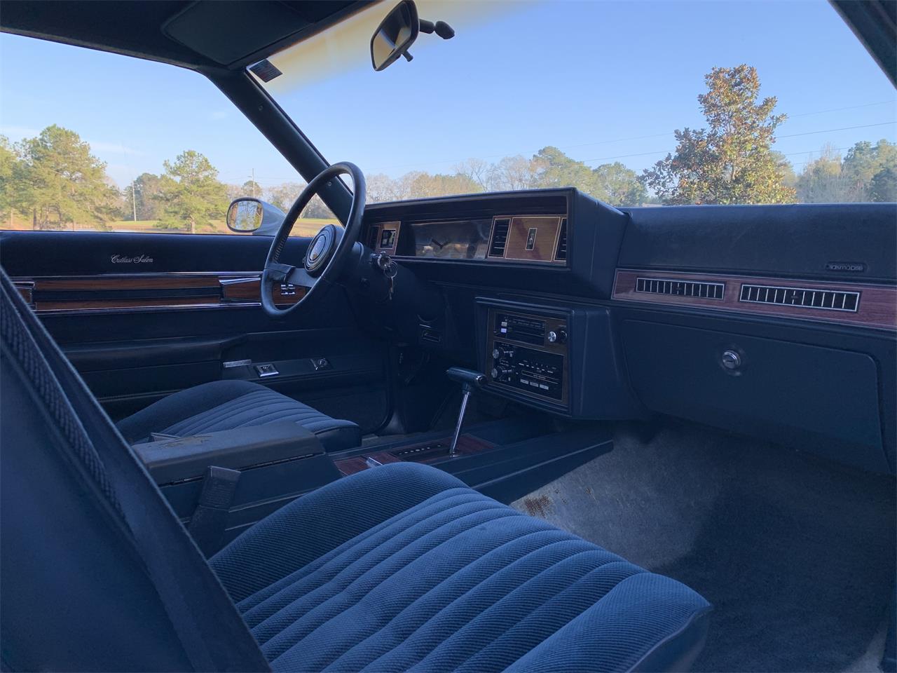 Oldsmobile-Cutlass-1986-Silver-Blue-23