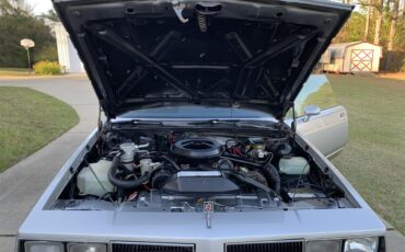 Oldsmobile-Cutlass-1986-Silver-Blue-27