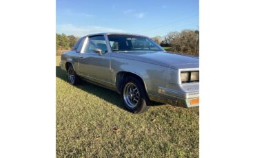 Oldsmobile-Cutlass-1986-Silver-Blue-6