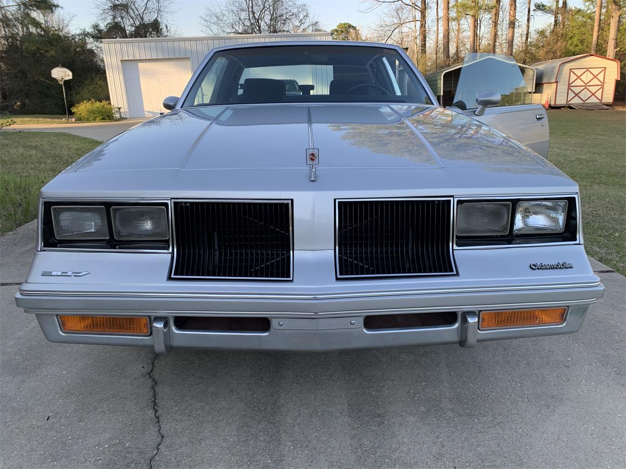 Oldsmobile-Cutlass-1986-Silver-Blue-8