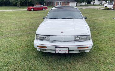 Oldsmobile-Cutlass-1989-Sedan-1
