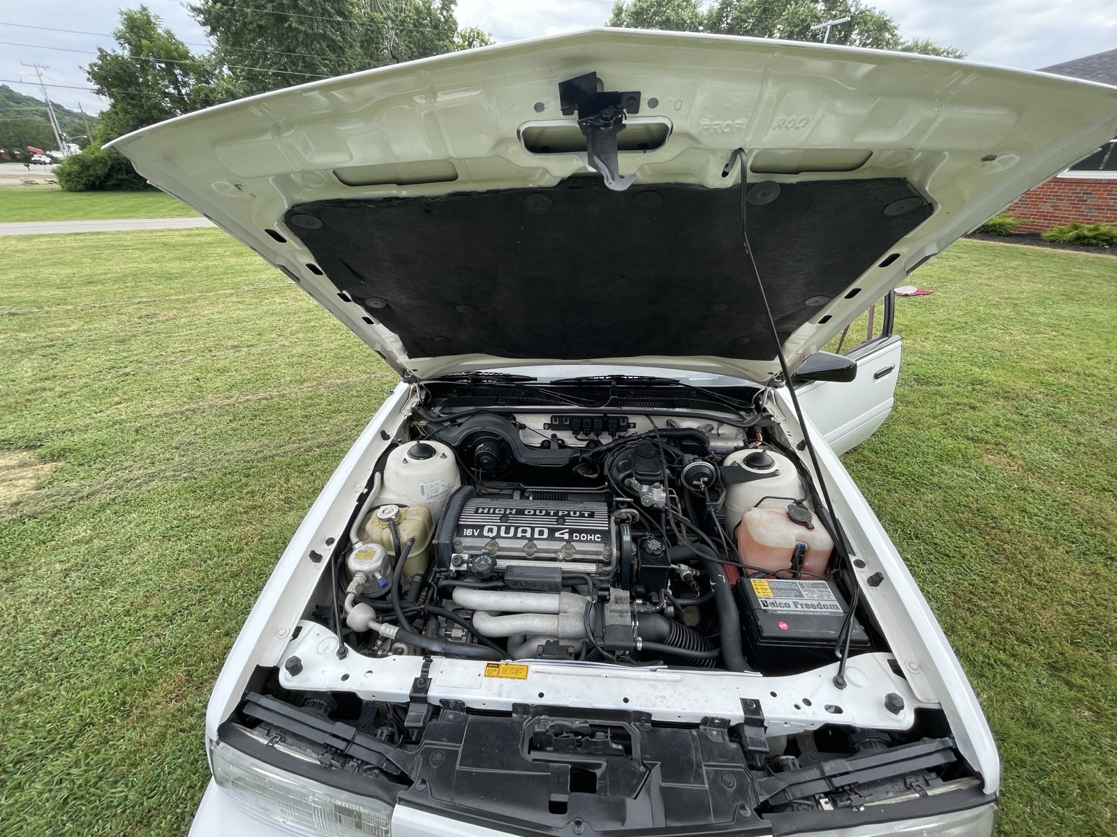 Oldsmobile-Cutlass-1989-Sedan-39
