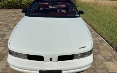 Oldsmobile Cutlass 1991 Convertible