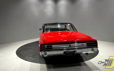 Oldsmobile-Cutlass-4-4-2-1965-Coupe-5
