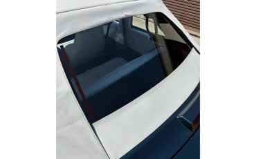 Oldsmobile-Cutlass-supreme-1995-Metallic-teal-White-19