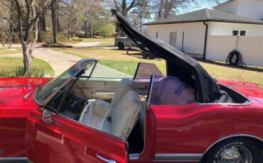 Oldsmobile-Delta-88-1966-Red-White-5