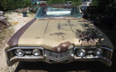 Oldsmobile-Delta-88-1967-12