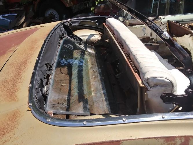 Oldsmobile-Delta-88-1967-19