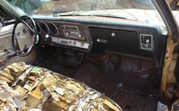 Oldsmobile-Delta-88-1967