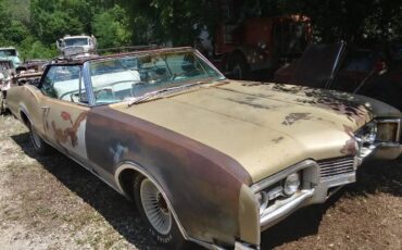 Oldsmobile-Delta-88-1967-7