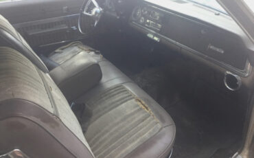 Oldsmobile-Delta-88-Holiday-Coupe-1966-Coupe-14