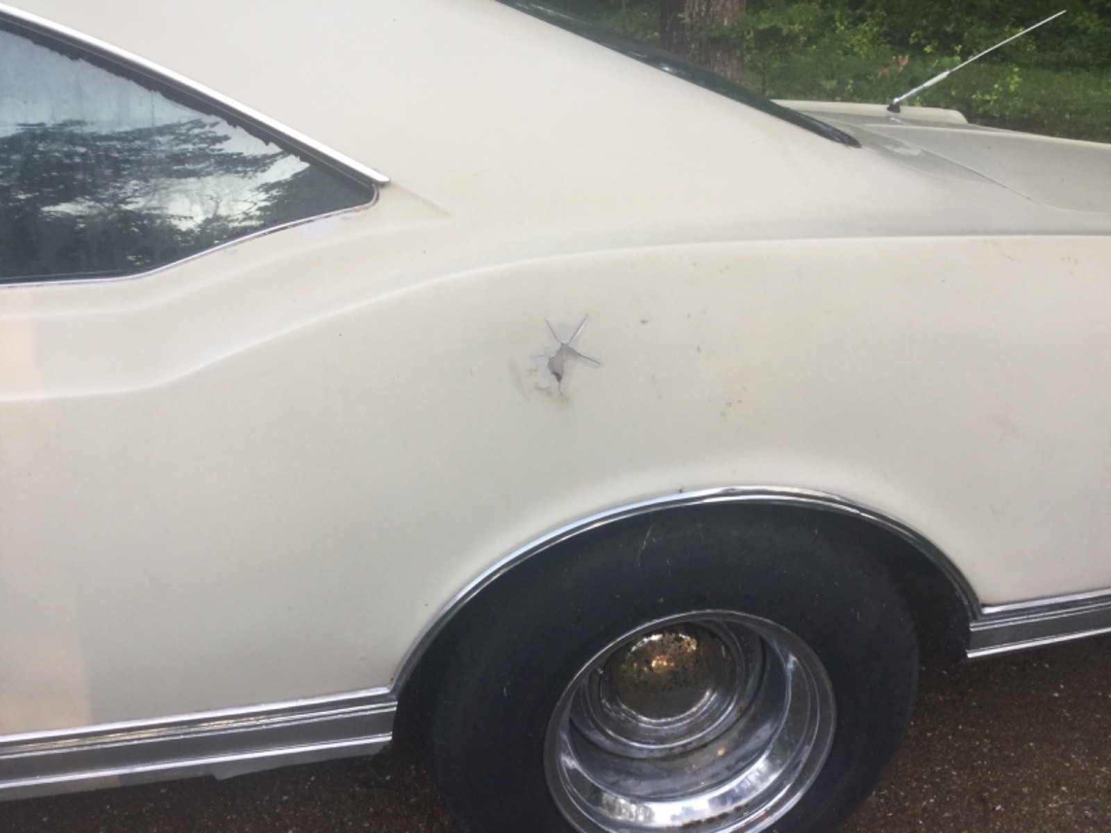 Oldsmobile-Delta-88-Holiday-Coupe-1966-Coupe-7