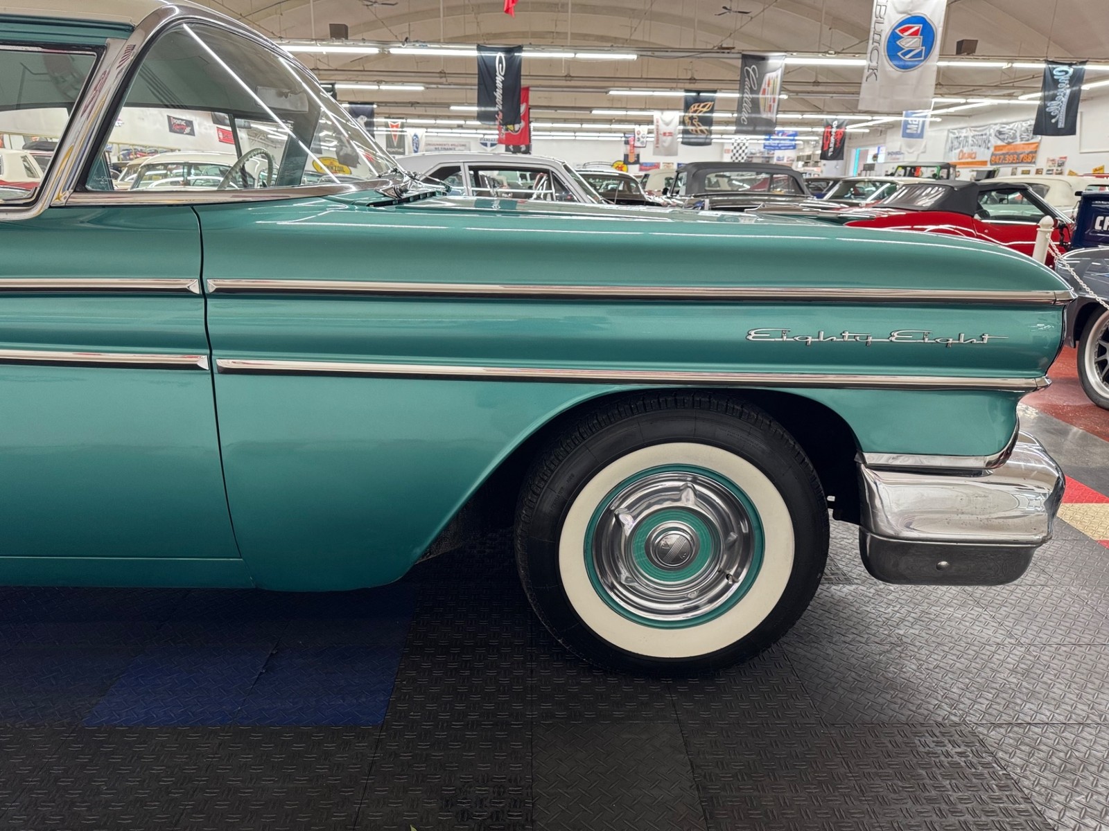 Oldsmobile-Eighty-Eight-1958-25