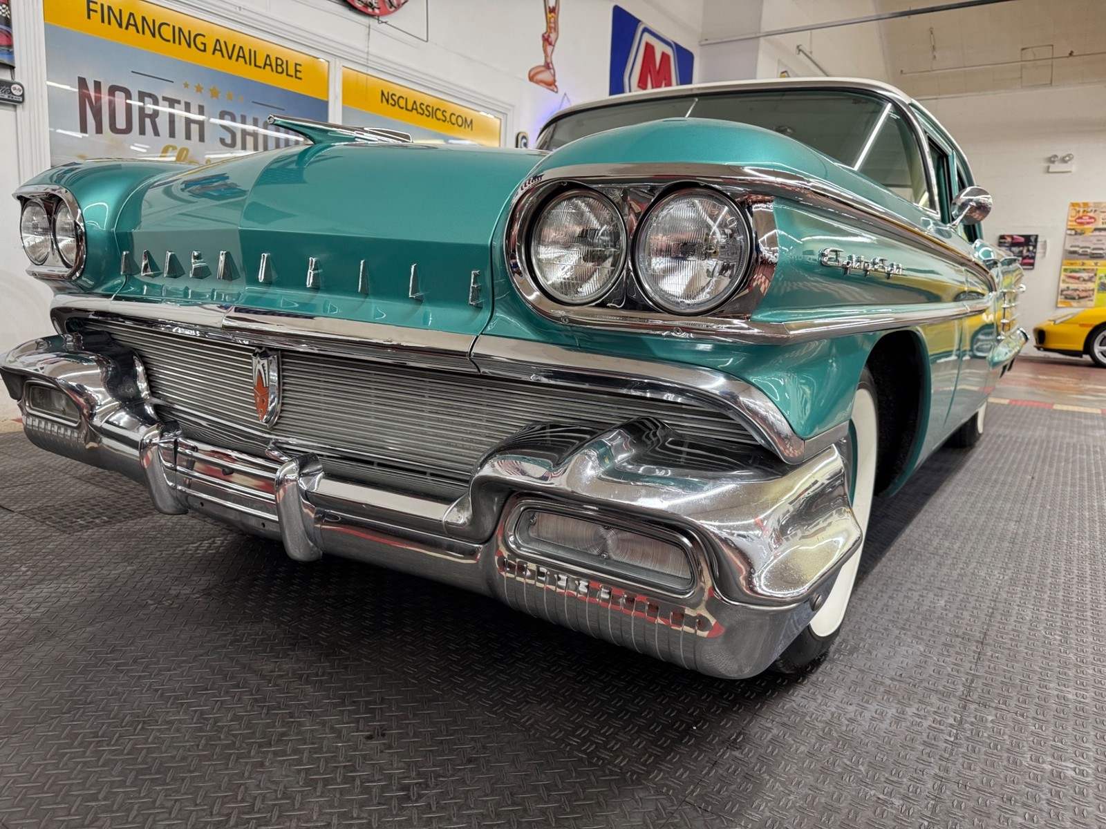 Oldsmobile-Eighty-Eight-1958-9