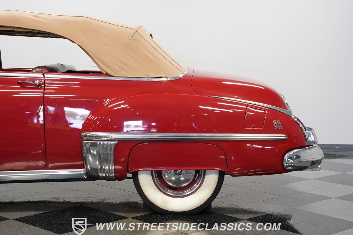 Oldsmobile-Futuramic-88-1949-Convertible-24