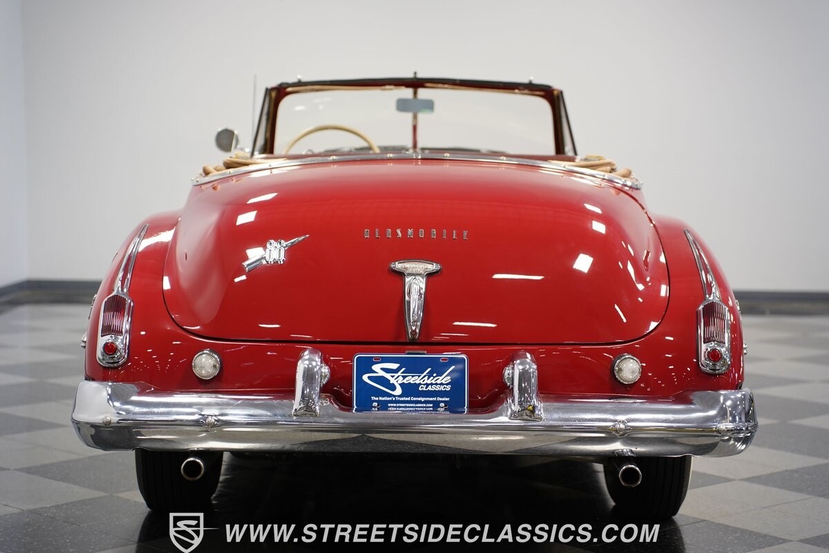 Oldsmobile-Futuramic-88-1949-Convertible-25