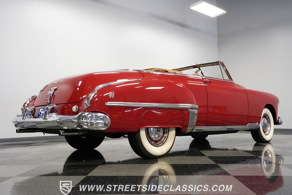Oldsmobile-Futuramic-88-1949-Convertible-28