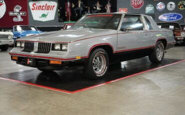 Oldsmobile-Hurst-1984-Coupe-18