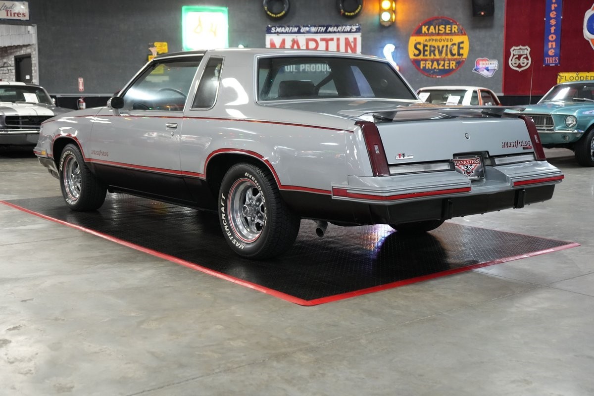 Oldsmobile-Hurst-1984-Coupe-20