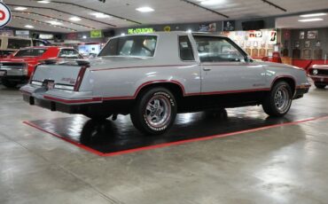 Oldsmobile-Hurst-1984-Coupe-22