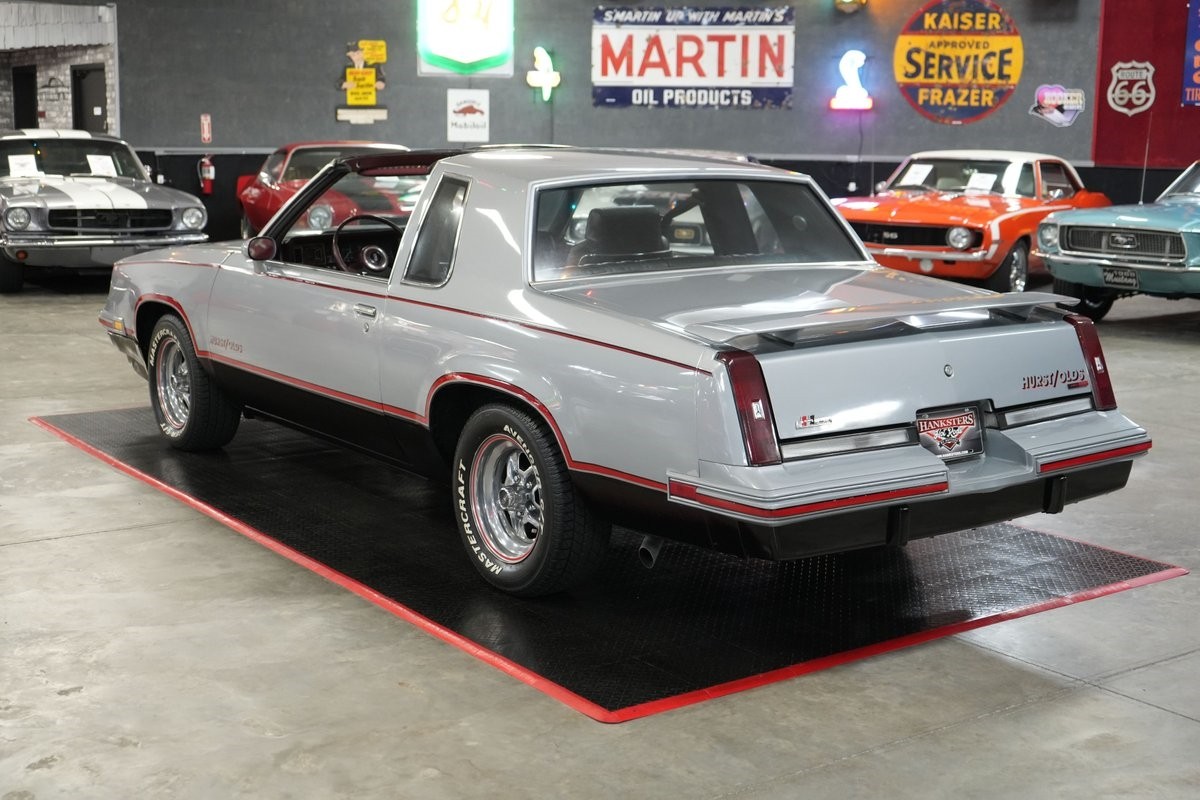 Oldsmobile-Hurst-1984-Coupe-28