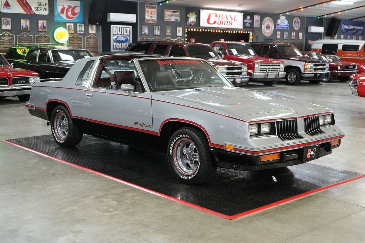 Oldsmobile-Hurst-1984-Coupe-32