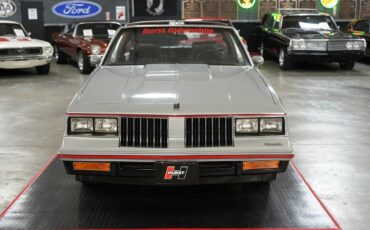 Oldsmobile-Hurst-1984-Coupe-33