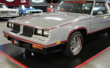 Oldsmobile-Hurst-1984-Coupe-34