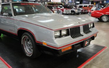 Oldsmobile-Hurst-1984-Coupe-37