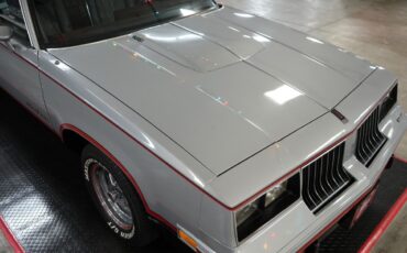 Oldsmobile-Hurst-1984-Coupe-38